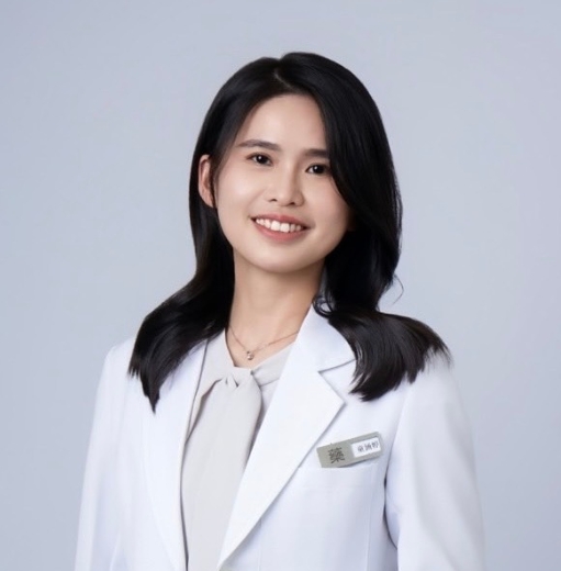 向宇藥局 執業藥師團隊